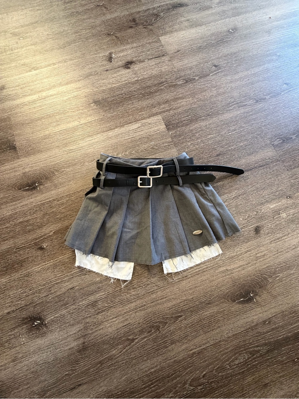 Aelfric Eden Grey Pleated Mini Skirt with Dual Black Belts